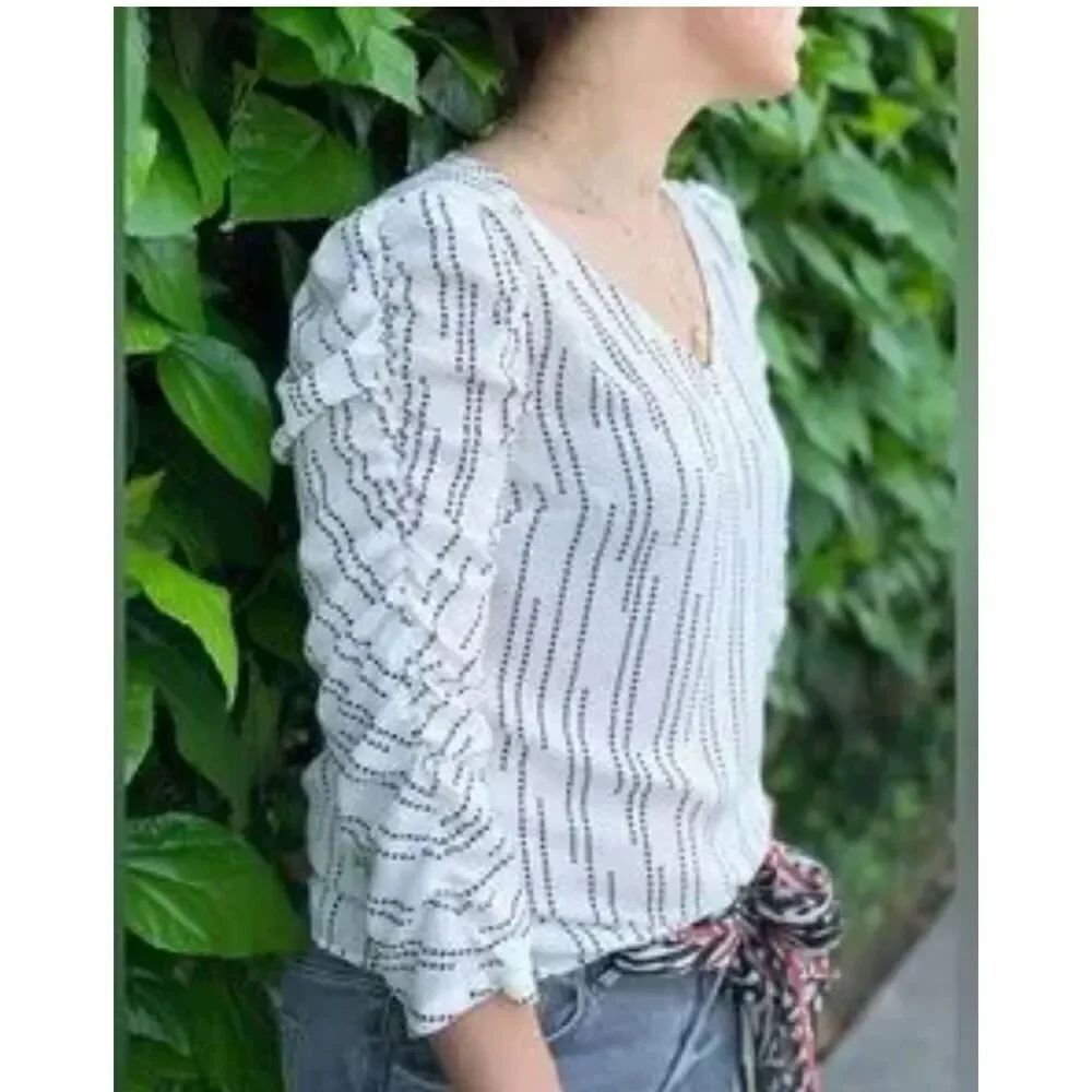 CAbi Devoted blouse style #3958 white with black heart design sz Medium